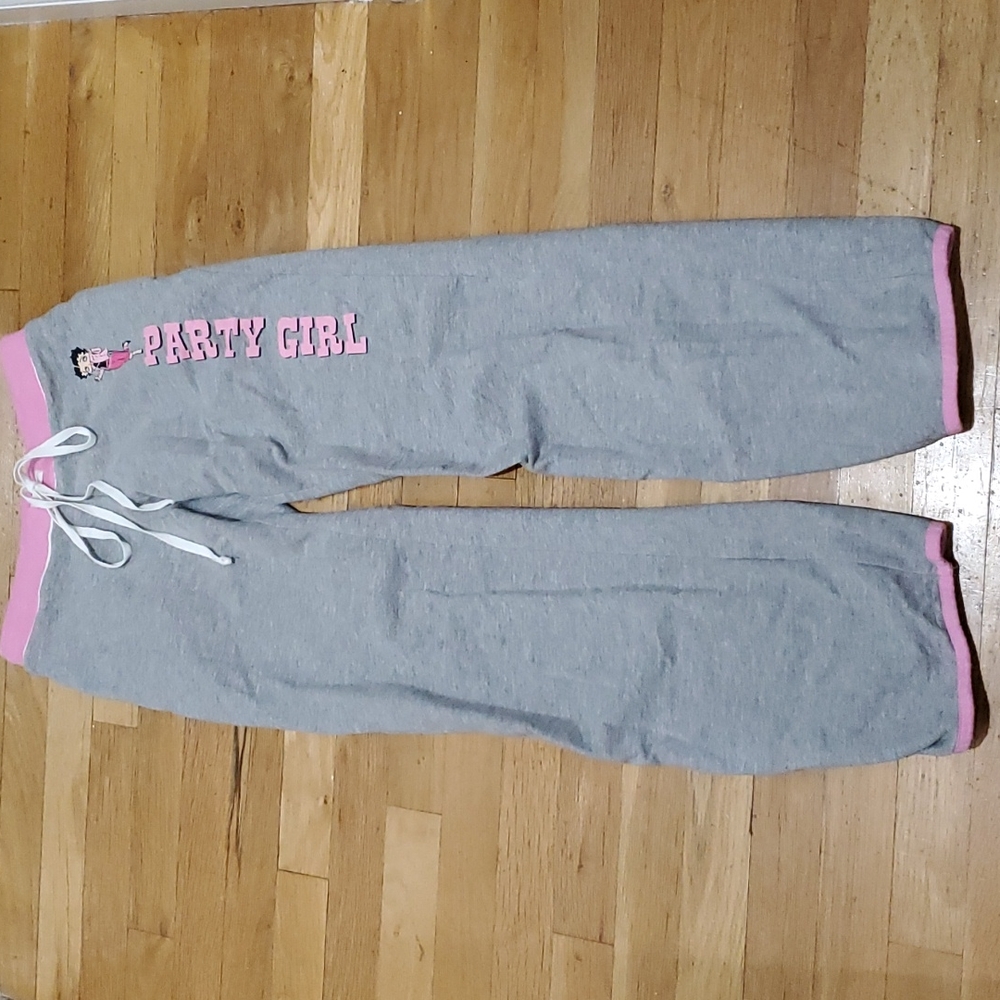 BETTY BOOP SWEATPANTS OPEN TO OFFERS